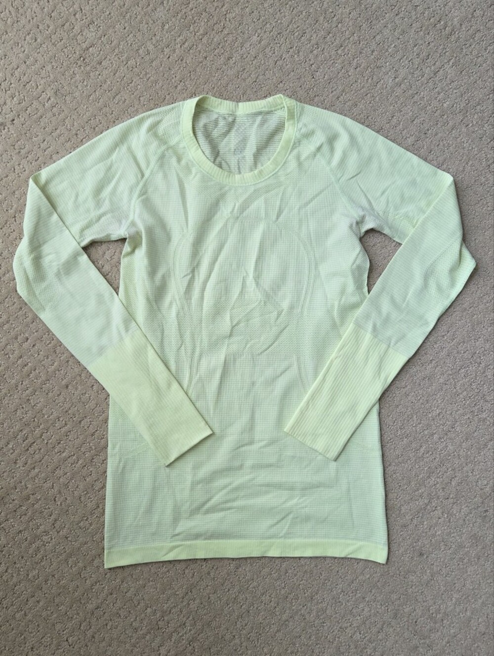 lululemon athletica Swiftly Tech Long Sleeve Crew